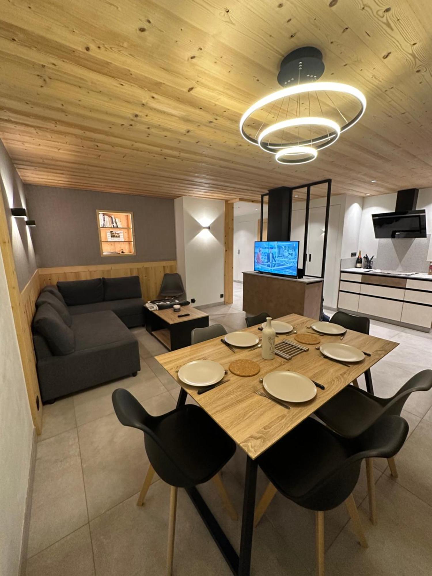 Luxueux Appartement T4 - Lac 5 Min - Parkings Privatifs - Vue Lac Et Montagne Annecy Exterior foto
