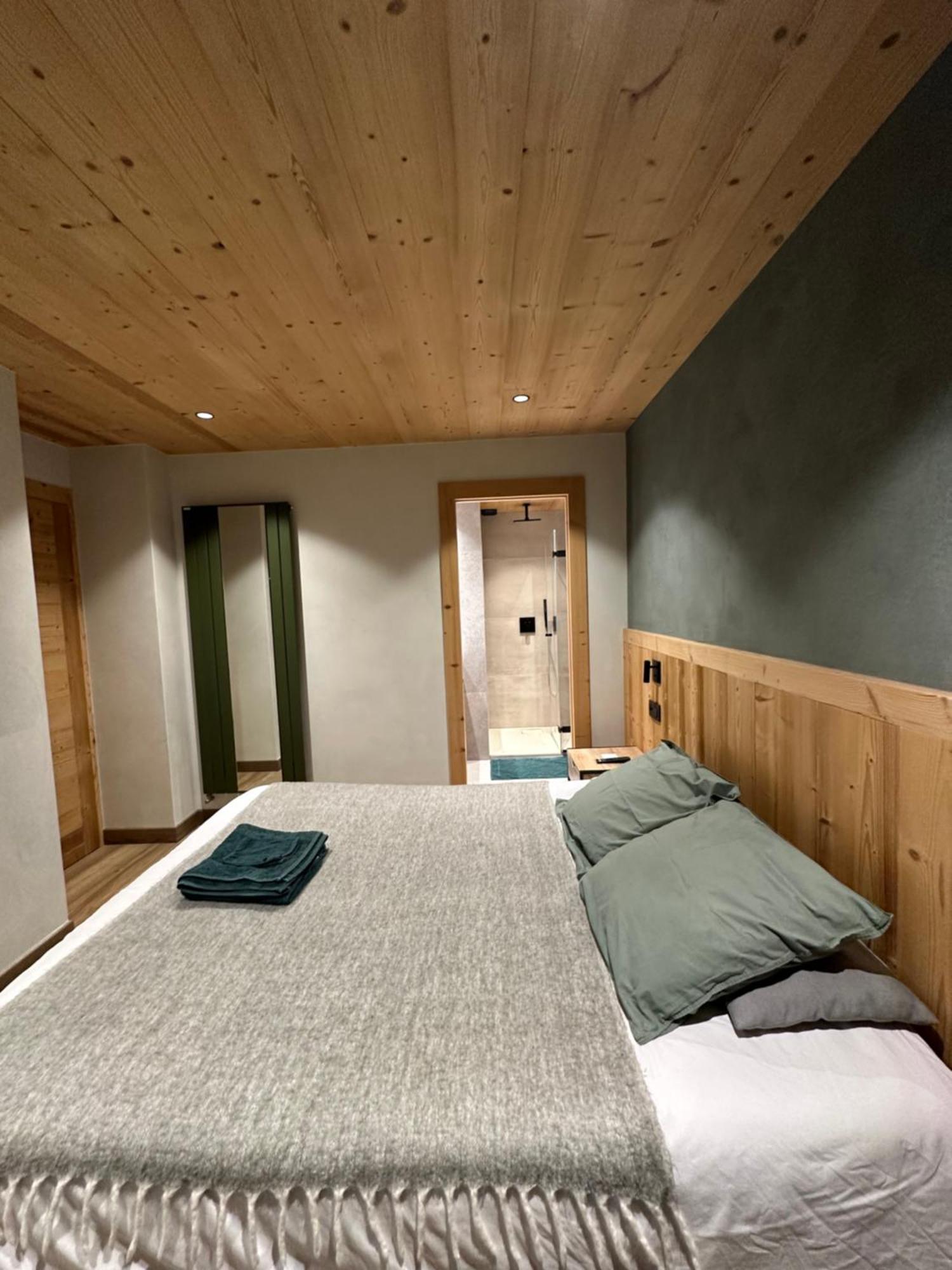 Luxueux Appartement T4 - Lac 5 Min - Parkings Privatifs - Vue Lac Et Montagne Annecy Exterior foto